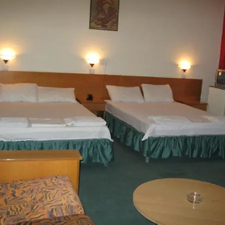 Hotell Sky 2*